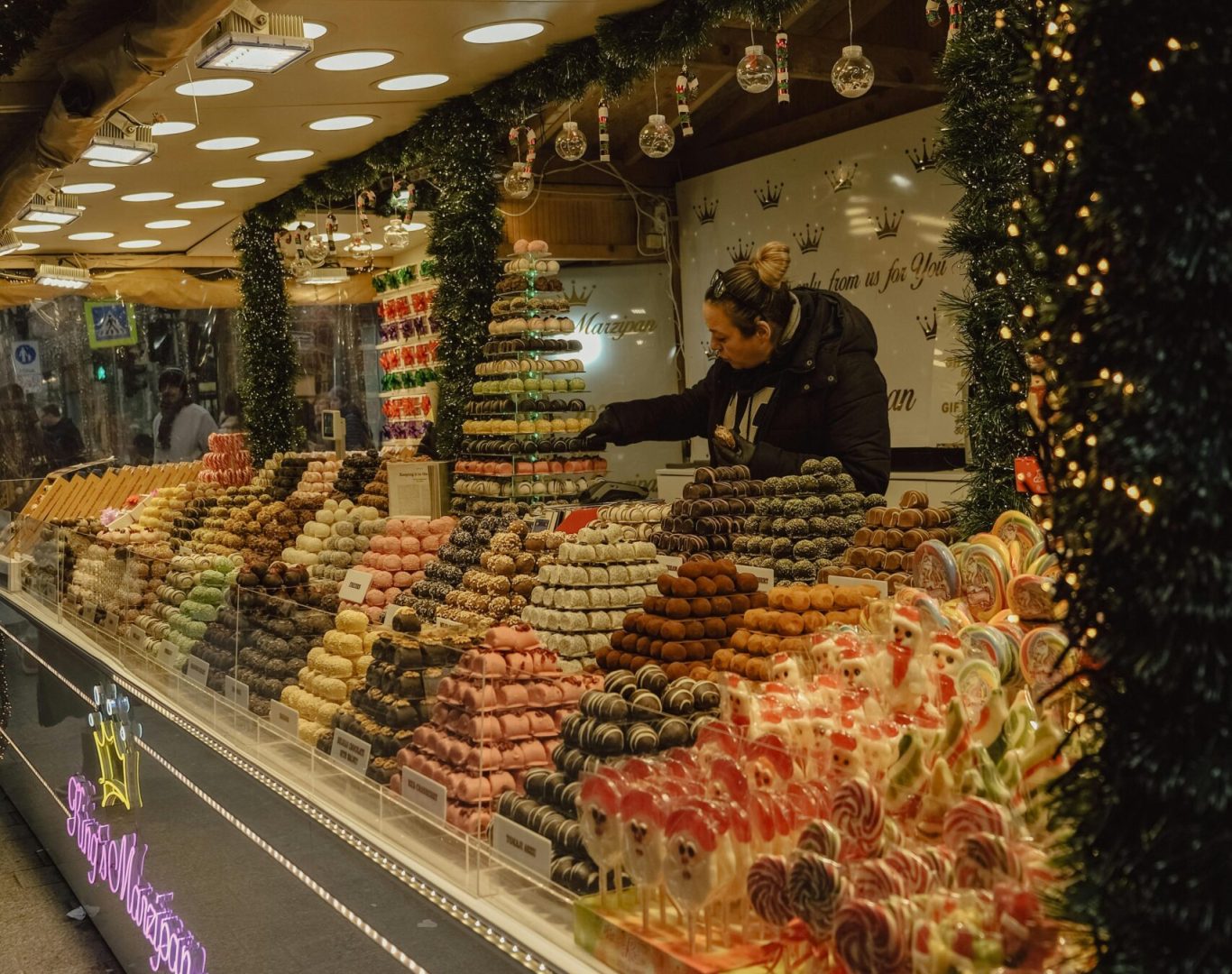 Why New England Trusts Us for Commercial Holiday Lighting