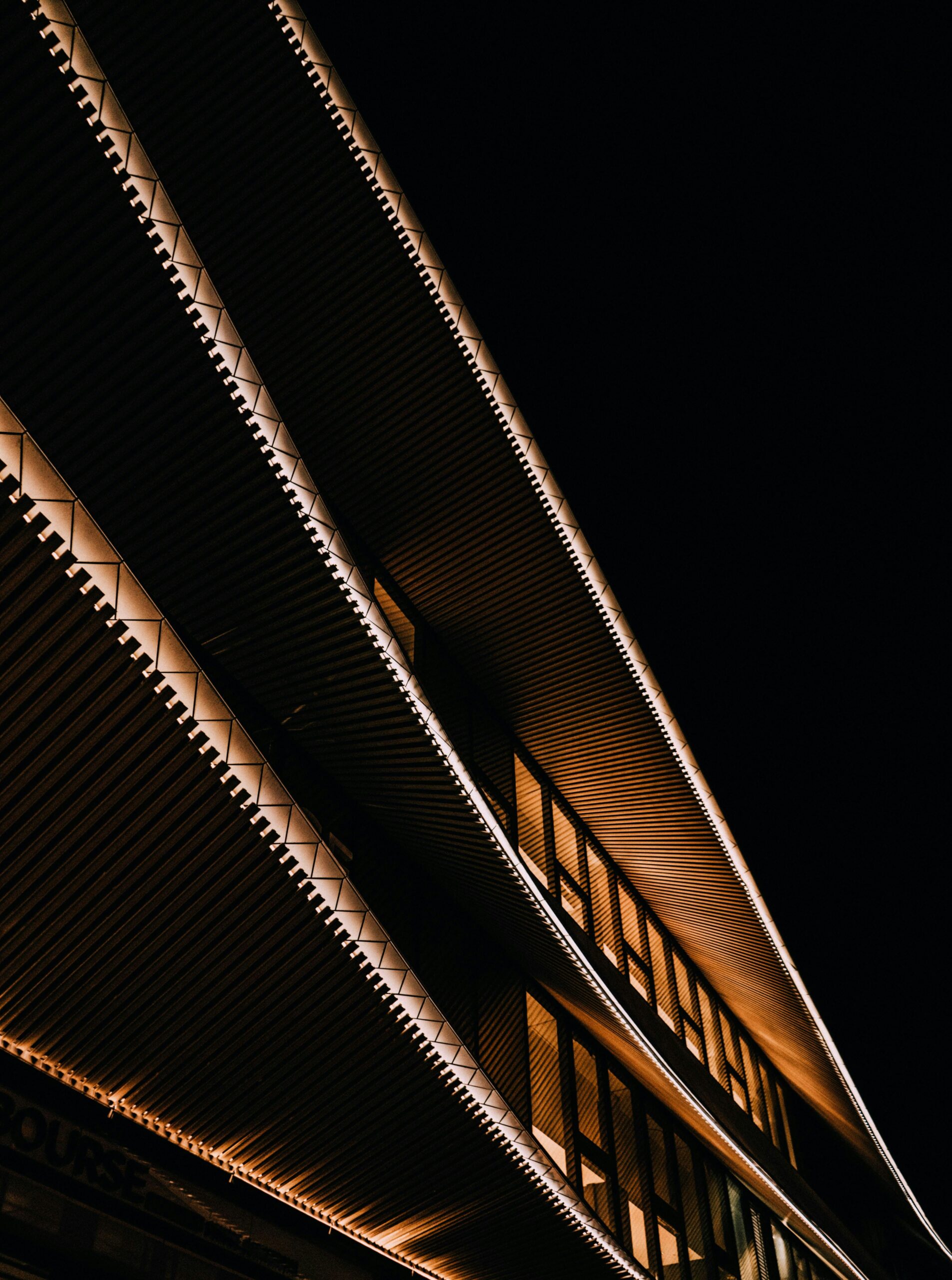 Benefits of Our Roofline and Gutter Lighting in New England